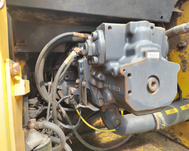 珠海小松挖掘机华体足球中国有限公司中心/珠海小松挖掘机华体足球中国有限公司售后