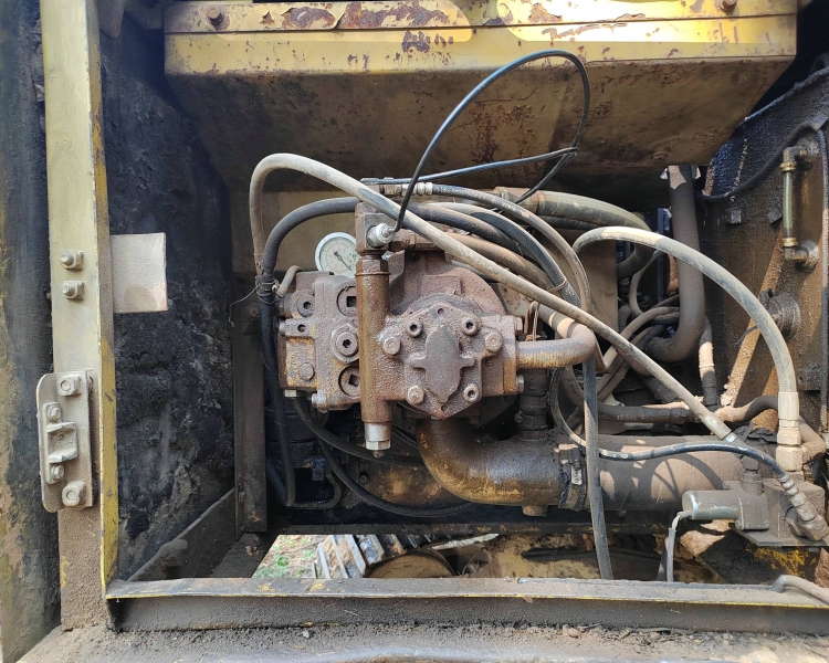 肇庆小松挖掘机华体足球中国有限公司中心/肇庆小松挖掘机华体足球中国有限公司售后