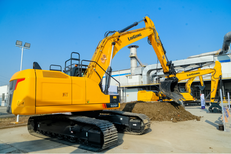 柳工挖掘机行走没力/柳工挖掘机华体足球中国有限公司售后